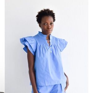 New | Never a Wallflower Smocked Top in Campanula Solid top XXL